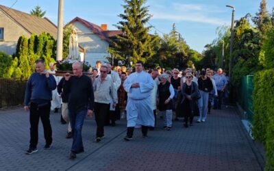 Nabożeństwo fatimskie w parafii św. Antoniego w Toruniu