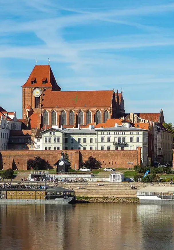 TORUŃ W DUCHOWEJ ŁĄCZNOŚCI Z PIELGRZYMAMI