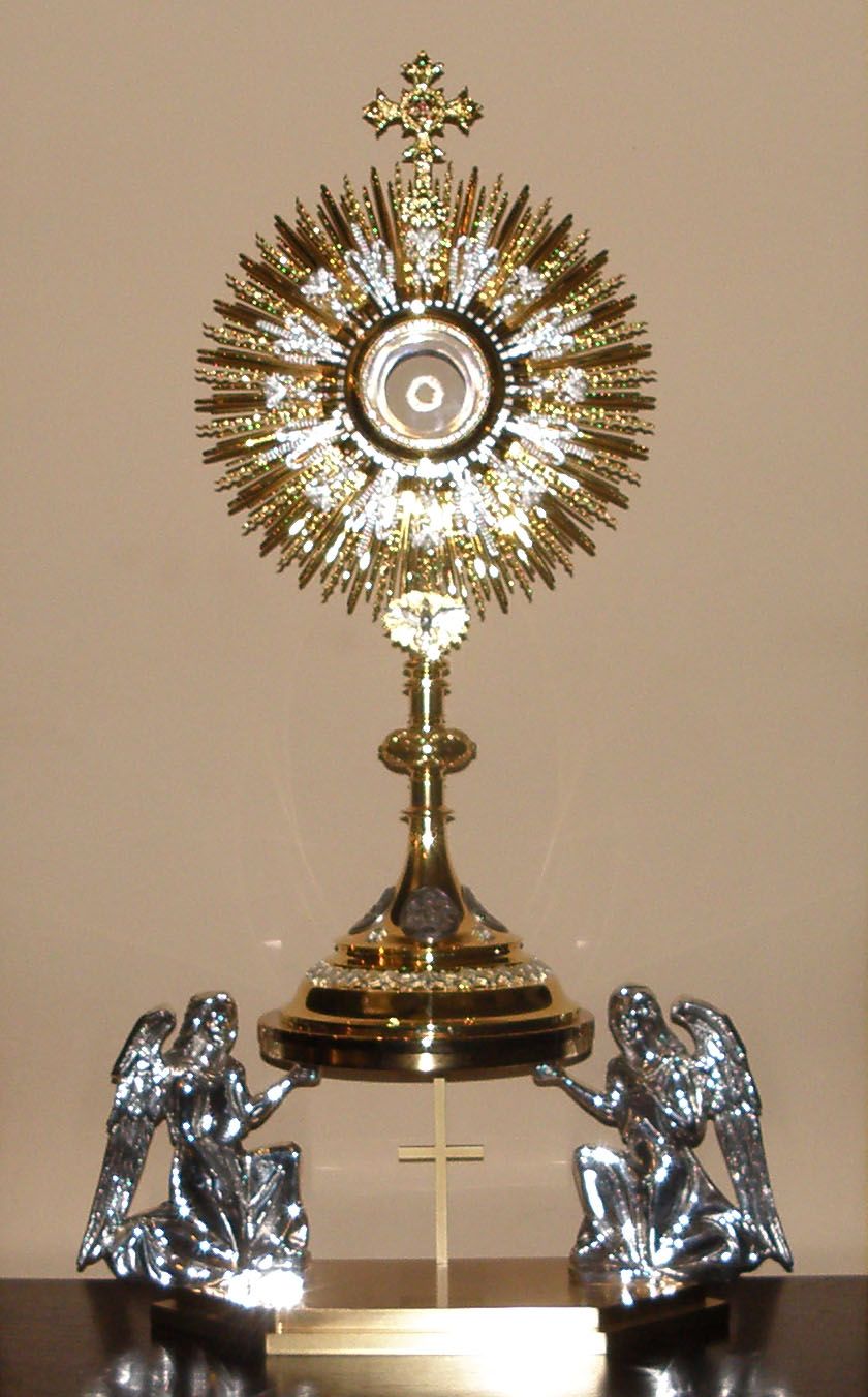 WIECZYSTA  ADORACJA  NAJŚWIĘTSZEGO  SAKRAMENTU